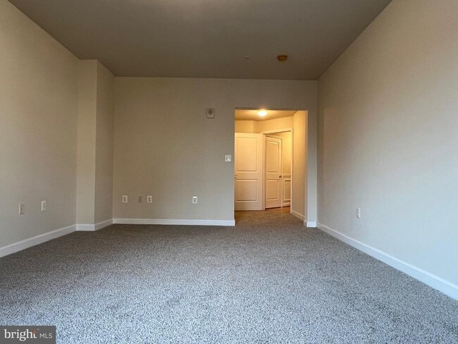 Building Photo - 485 Harbor Side St