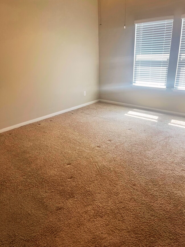 Building Photo - 531 Golden Grove Pky