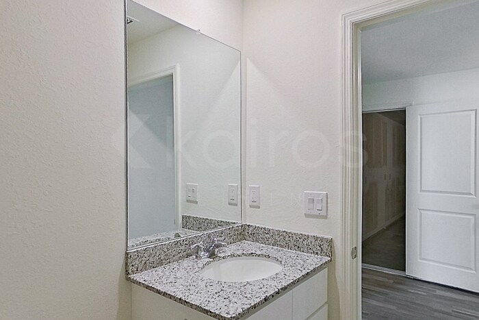 Building Photo - 3641 Bath Ln