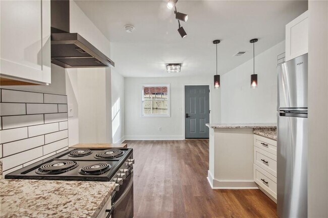 Building Photo - 782 Dixie Ave NE