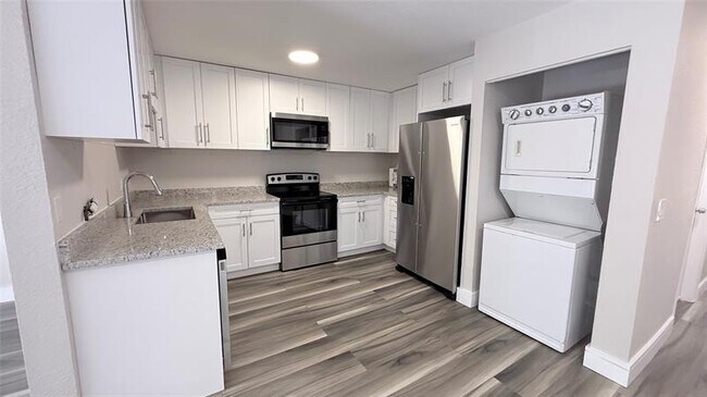 Building Photo - 11502 NW 44th St