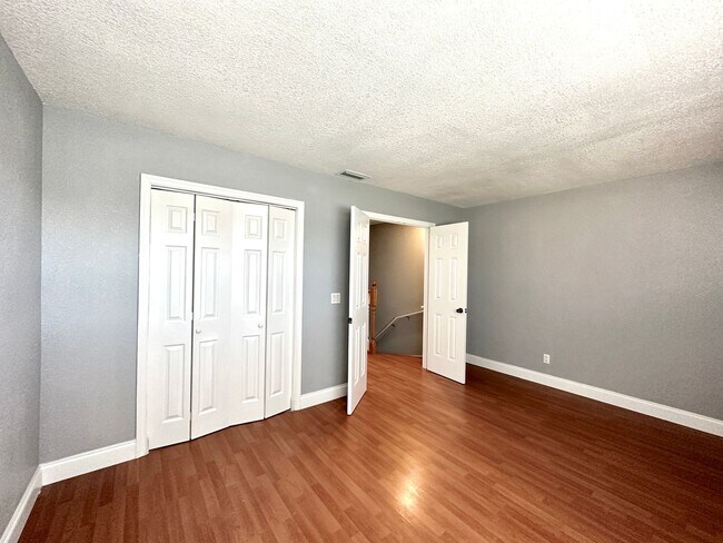 Building Photo - 1350 Mediterranean Dr