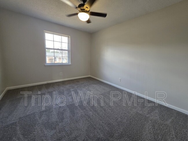 Building Photo - 1408 Johnson St