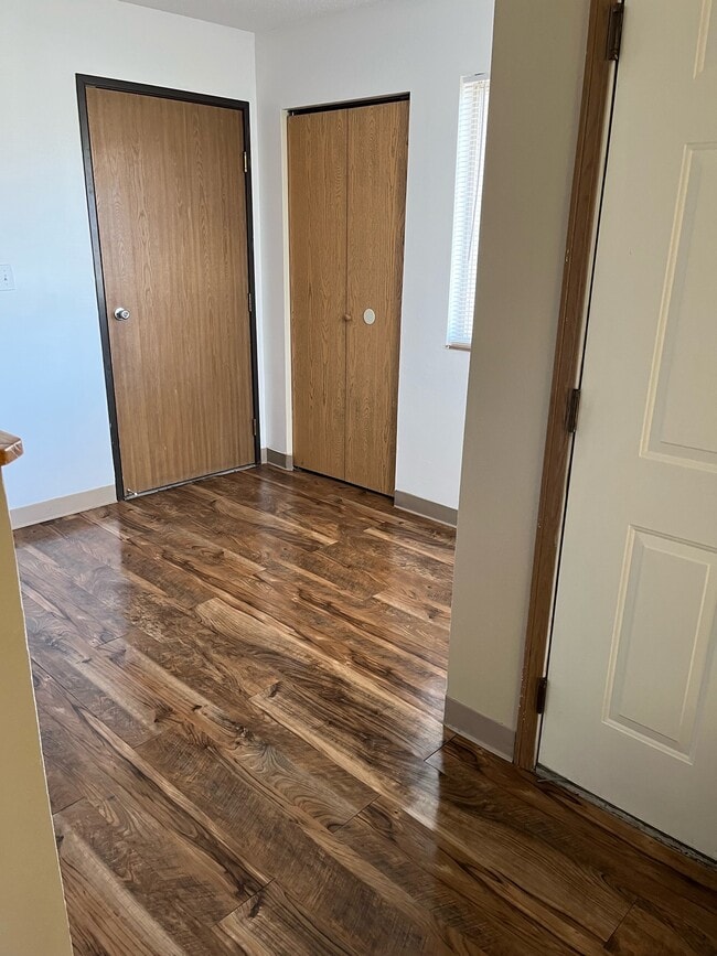 Building Photo - 4300 Maricopa Dr