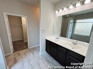 Building Photo - 9034 Holland Pk