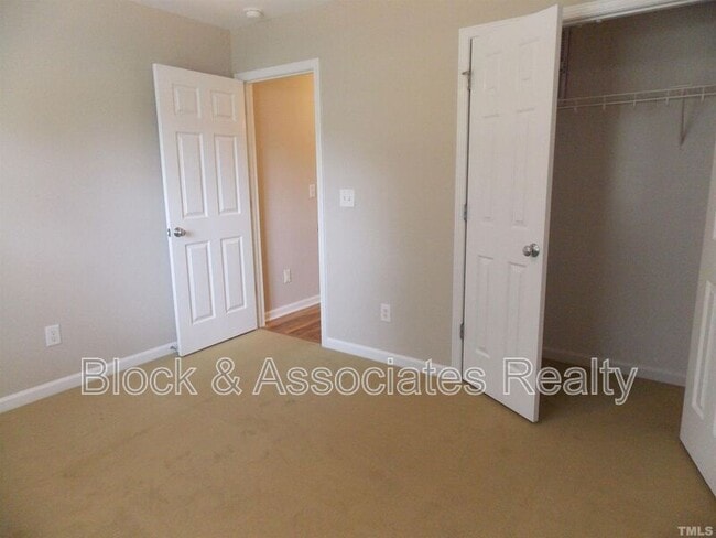 Building Photo - 2506 Patton Ln