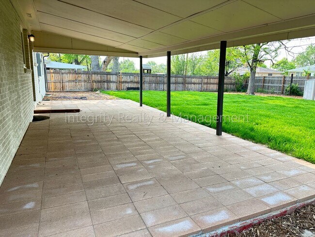 Building Photo - 3092 W Layton Ave