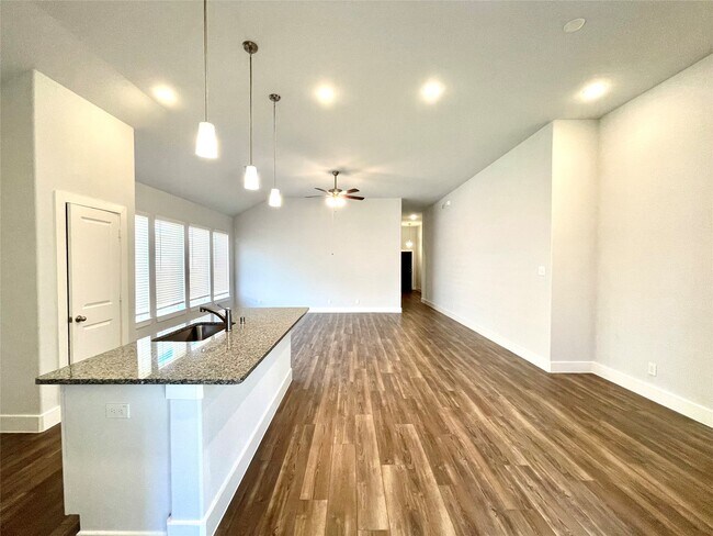 Building Photo - 216 Catalina Cove Dr