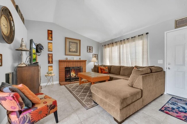 Building Photo - 2815 Minford St