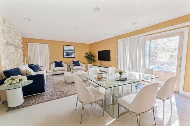 Building Photo - 8 Mondavi Ln