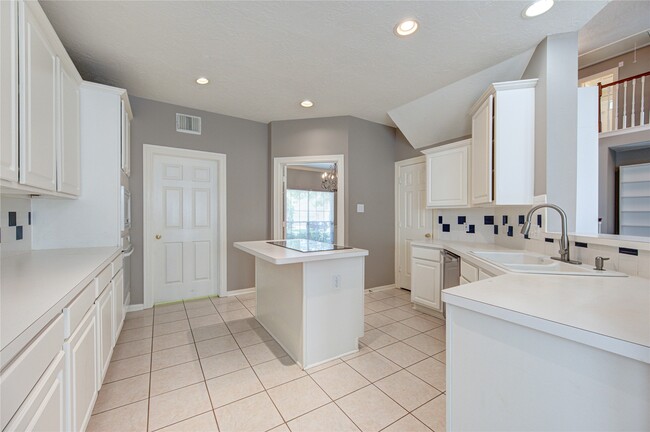 Building Photo - 2935 Apple Forest Ct
