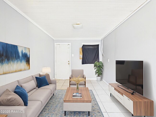 Building Photo - 700 13th St