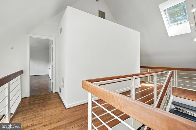 Building Photo - 6702 Oregon Ave NW