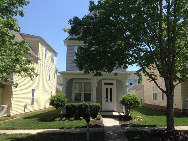 Primary Photo - 134 Kensington St