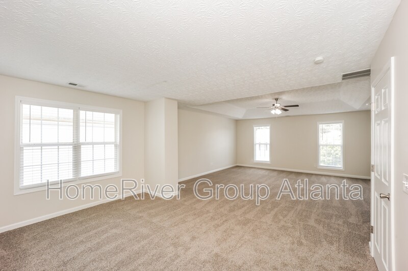 Building Photo - 1583 Marceau Dr