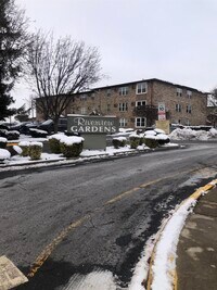 Building Photo - 43 Riverview Ct