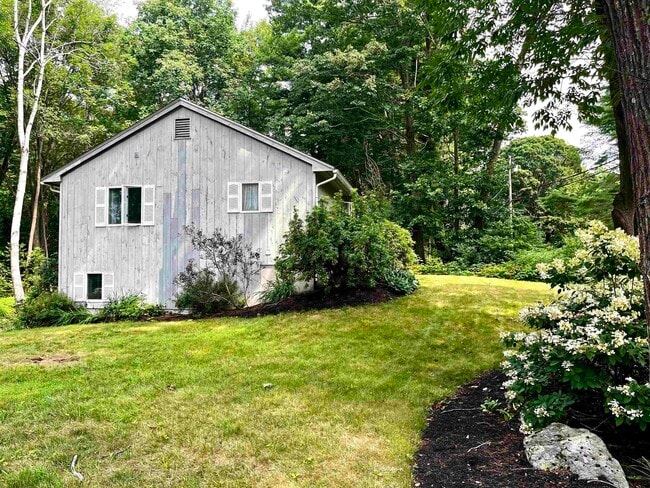 Building Photo - 66 Woodland Rd