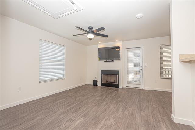 Building Photo - 3022 Forest Ln