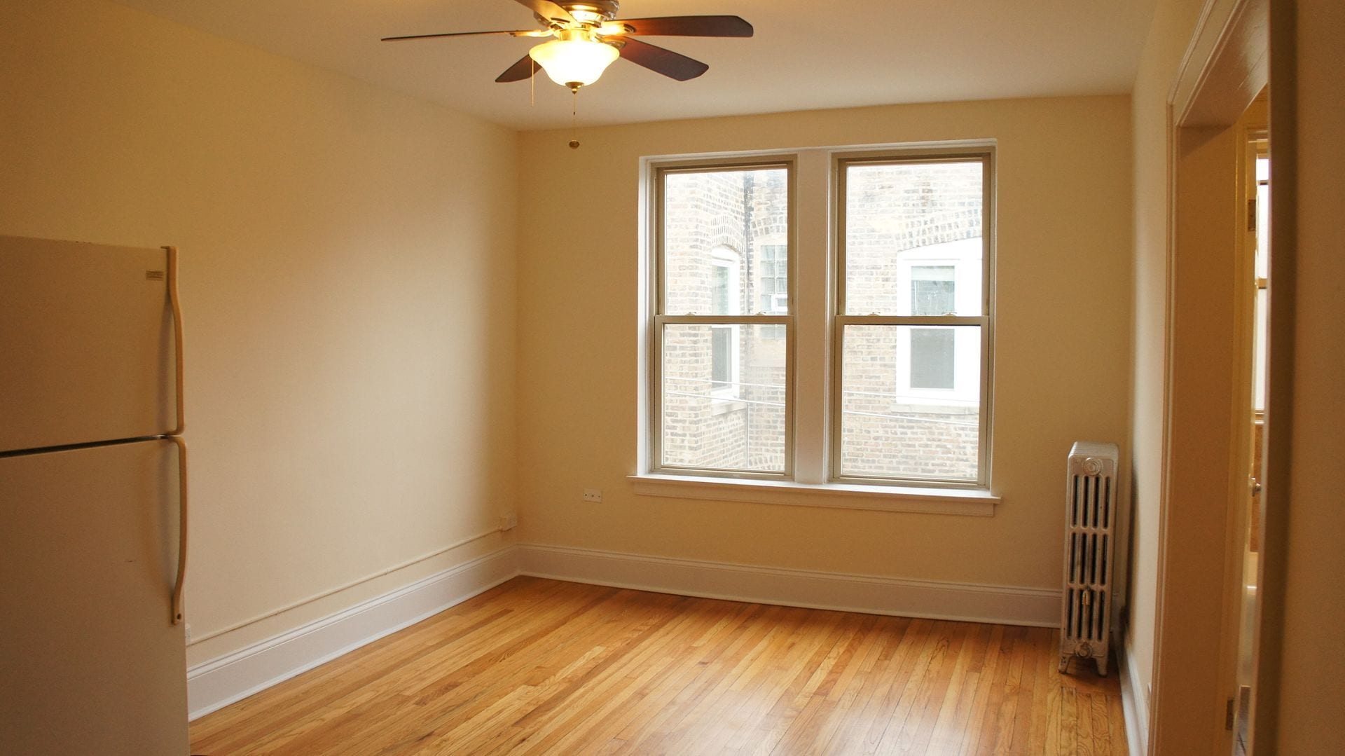 Building Photo - 2747 N Spaulding Ave