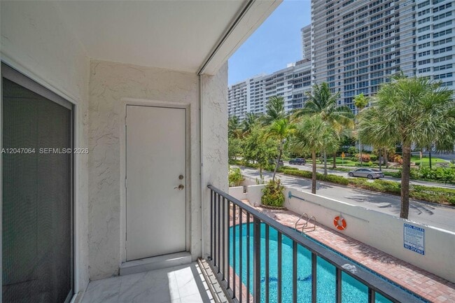 Building Photo - 4143 N Ocean Blvd