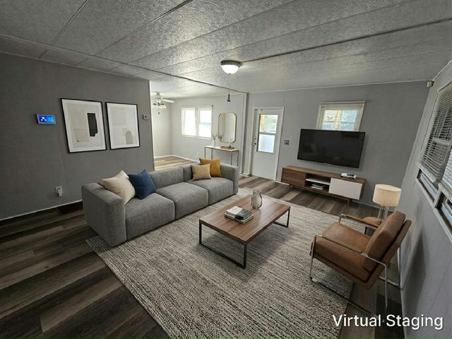 Building Photo - 217 48th Ave W