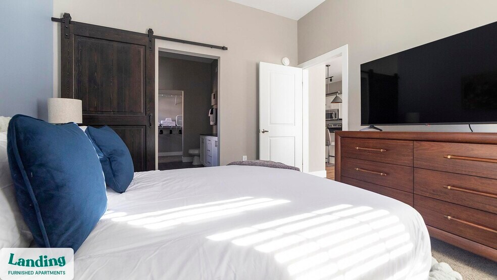 Building Photo - 41 E 9th Ave