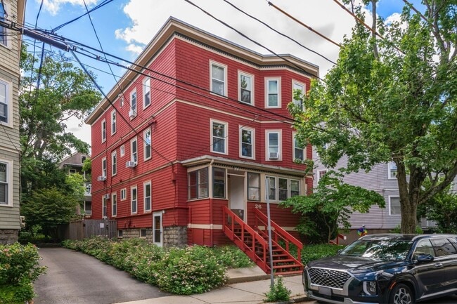 Building Photo - 26 Chilton St