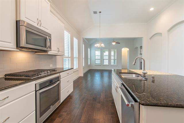 Building Photo - 861 Field Crossing