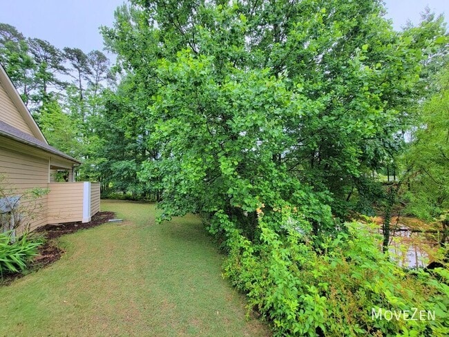 Building Photo - 307 Easterlin Way