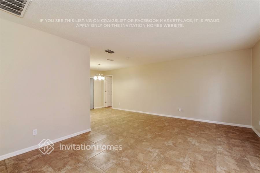 Building Photo - 500 Hadley Dr