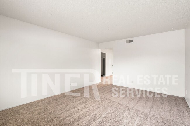 Building Photo - 10193 Crawford Way