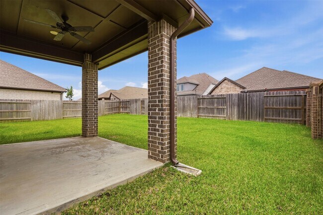 Building Photo - 430 Rita Blanca Dr