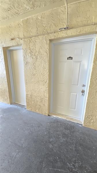 Primary Photo - 3700 NW 21st St