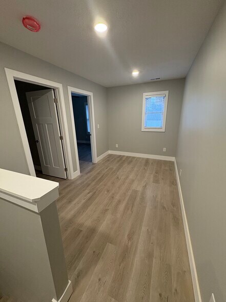 Building Photo - 4811 Richmond Dr