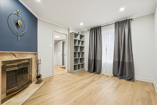 Building Photo - 42 Golf Club Dr