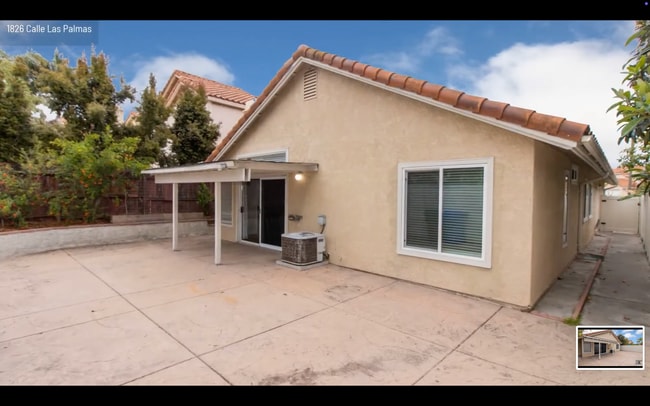 Building Photo - Beautiful Oceanside Home with Vaulted Ceil...