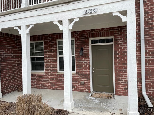 Building Photo - 2 Bedrooms, 2-Baths, 1st Floor, Shelby Twp...