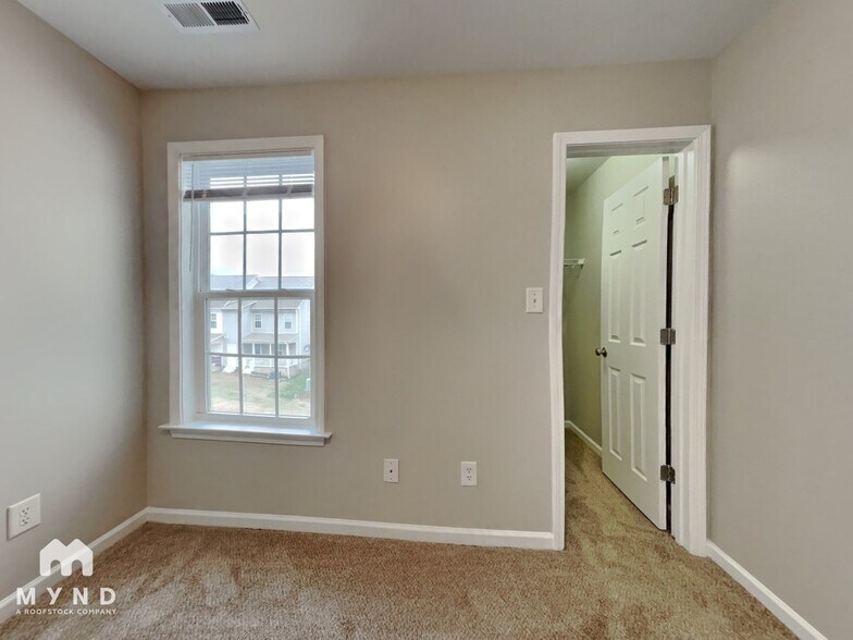 Building Photo - 403 Whitehall Ct