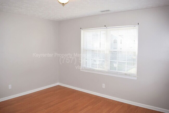 Building Photo - 71 Cape Dorey Dr