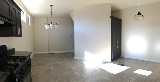 Building Photo - 12271 Costa Brava