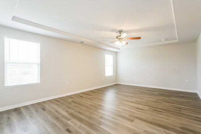 Building Photo - 534 Dawley Dr