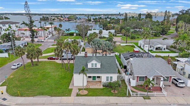 Building Photo - 15565 Gulf Blvd