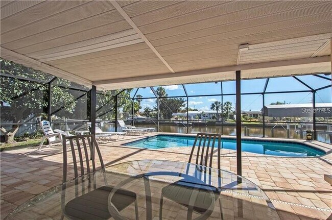 Building Photo - 540 Lindley Terrace