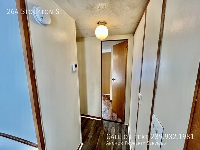 Building Photo - 264 Stockton St