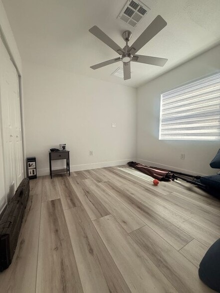 Building Photo - 820 N Trebol St