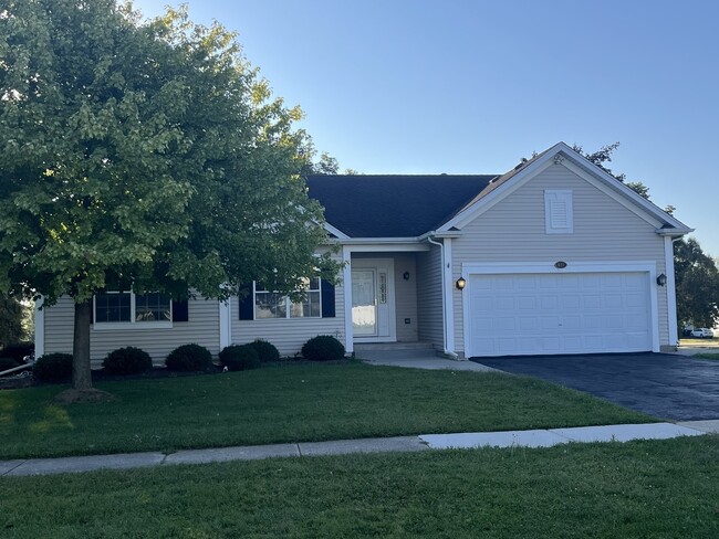 Primary Photo - 631 Ridgewood Dr