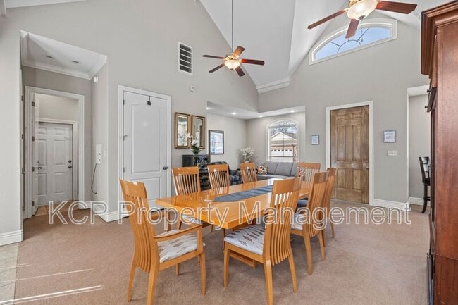 Building Photo - 66 Jeffrey Way