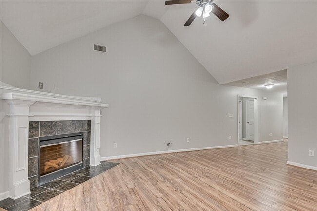 Building Photo - 789 Michelle Ct