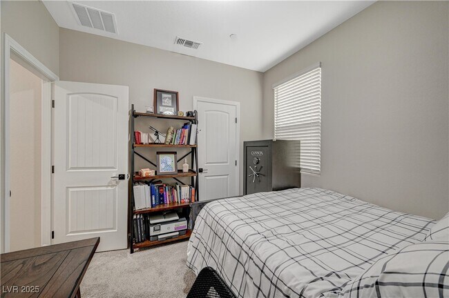 Building Photo - 3164 Bormida Ave