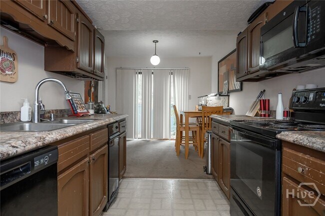 Building Photo - 187 Woodstone Dr